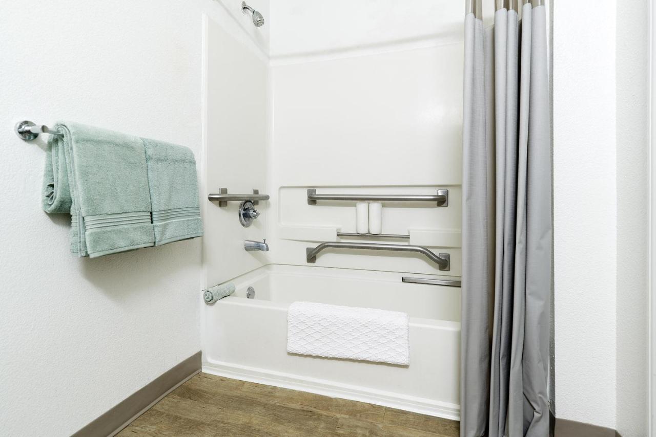 Intown Suites Extended Stay Dallas Tx - North Richland Hills Eksteriør bilde